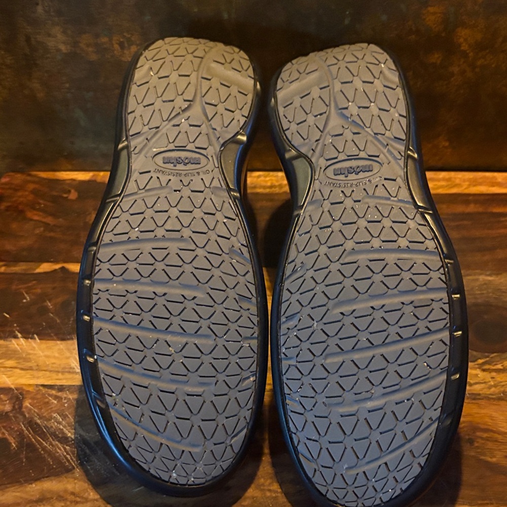 Klogs Black Athletic Shoes - Picture 4 of 7